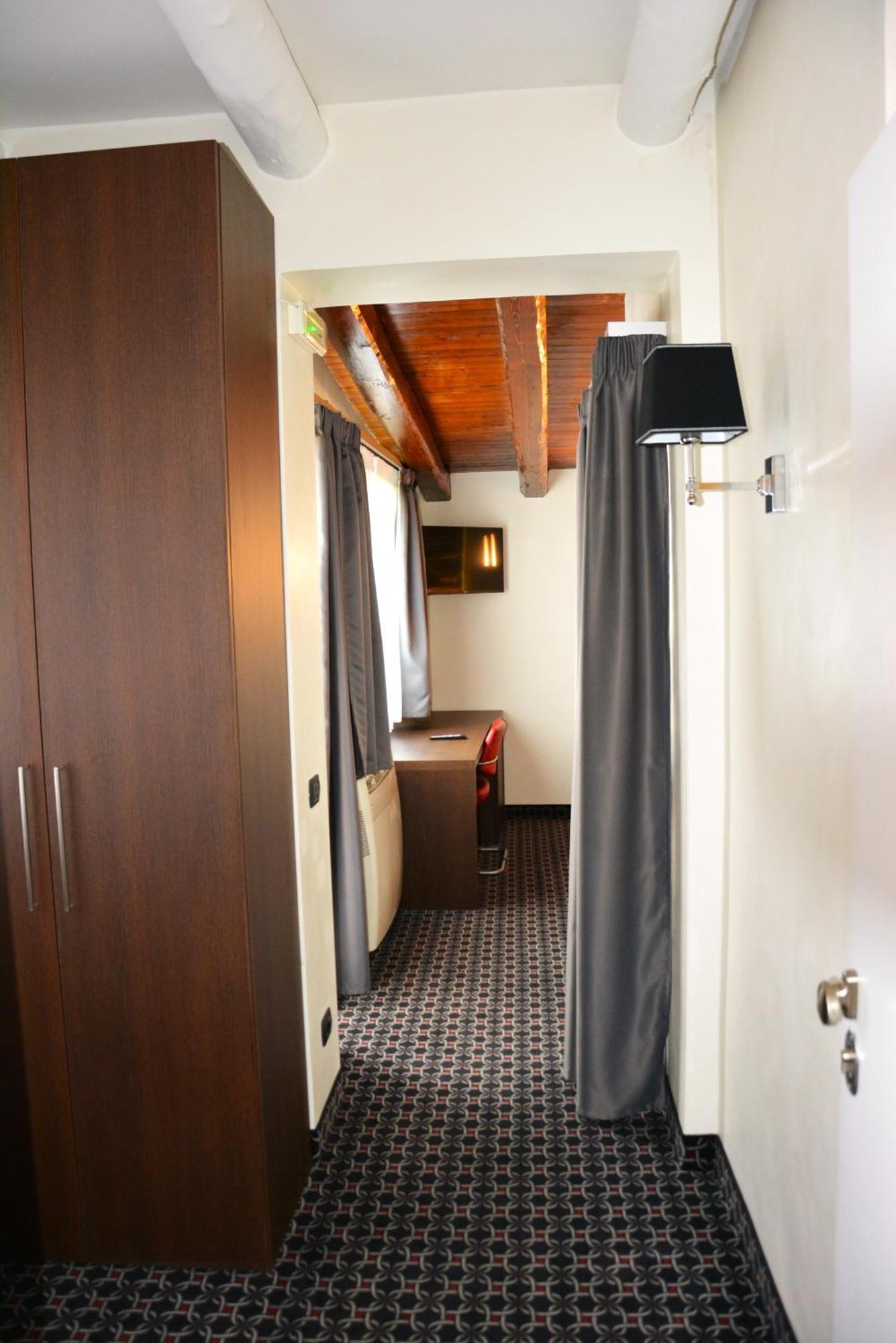 Gemelli Hotel Rome Exterior photo